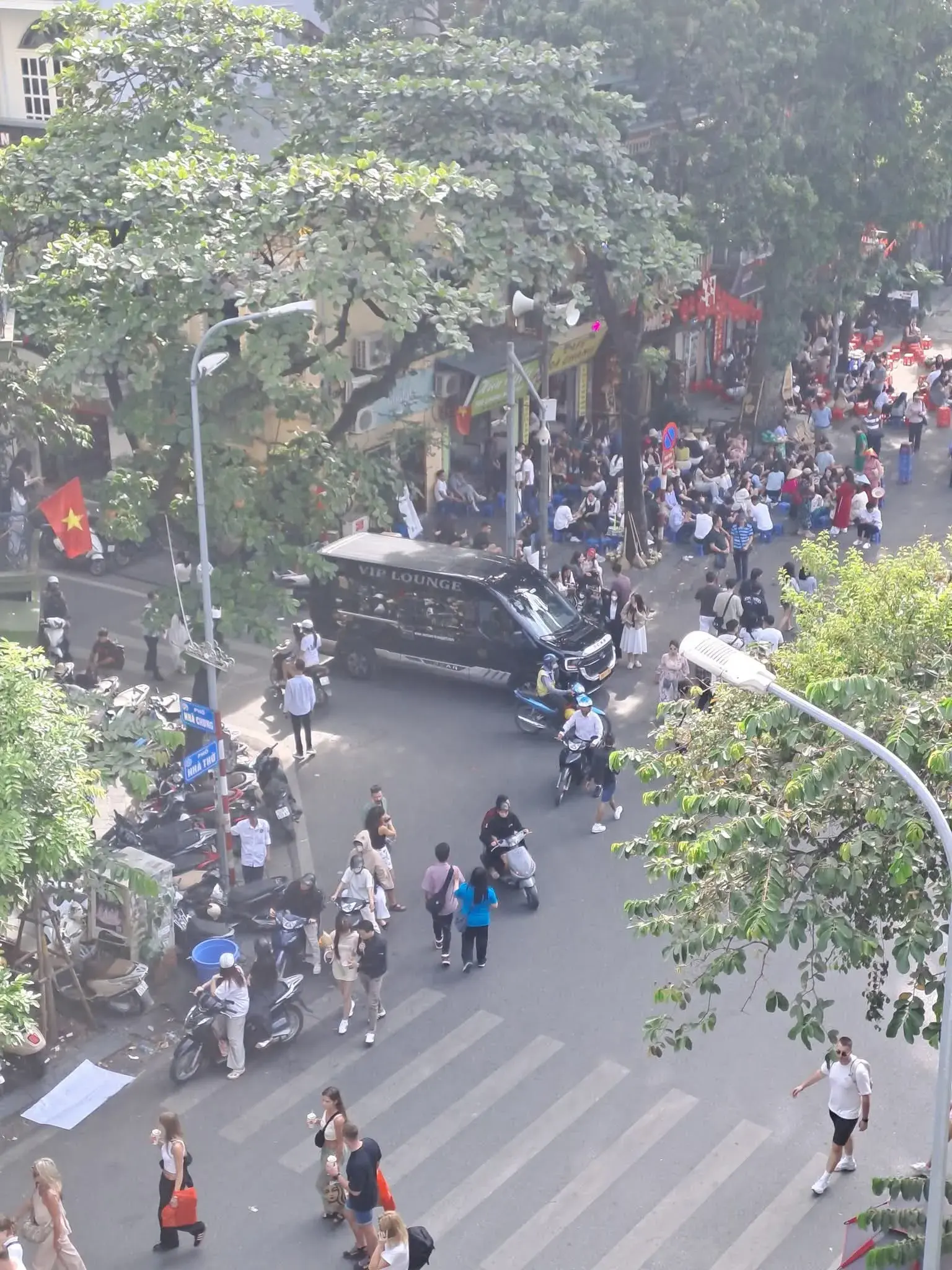 BÁN NHÀ RIÊNG – Ô TÔ TẢI 5 TẤN ĐỖ GIỮA CỬA   KHU PHÂN LÔ CÁN BỘ TRUNG ƯƠNG – NAM THÀNH CÔNG