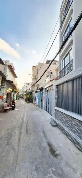 Bán gấp CHDV 6PN, Đông Hưng Thuận 17, Quận 12, thu nhập 20tr/tháng, giá 6.5 tỷ